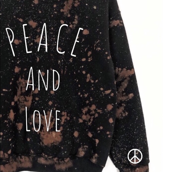 NEW Bleached Graphic Sweatshirt Peace and Love - Picture 2 of 3